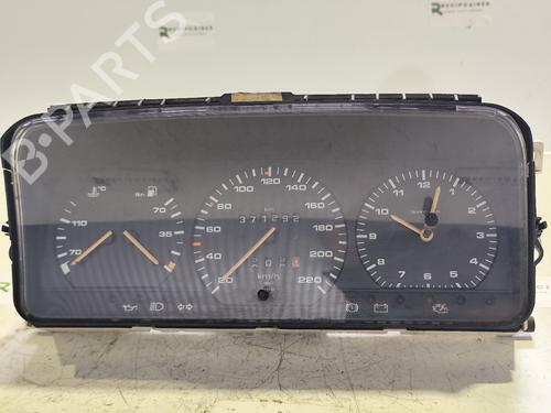 Used Instrument cluster AUDI 80 B4 Saloon (8C2) [1991-1995]  31726852