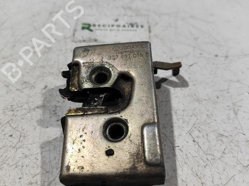 Høyre foran lås VW PASSAT B3/B4 (3A2, 35I) [1988-1997]  31733397