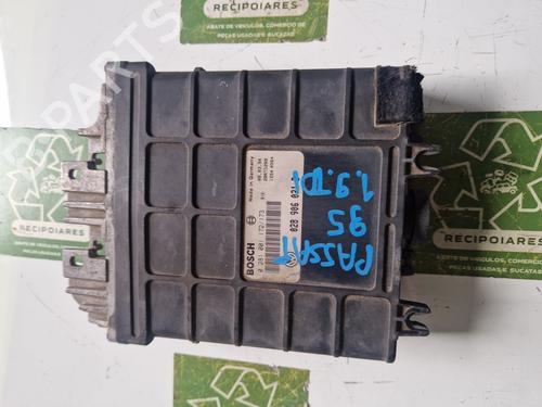 Used Engine control unit (ECU) VW PASSAT B3/B4 (3A2, 35I) [1988-1997]  31729589