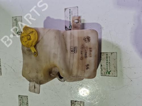 Used Windscreen washer tank OPEL CORSA B (S93) [1993-2009]  31730415