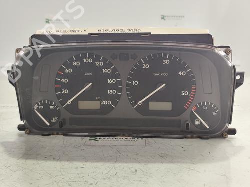 Used Instrument cluster VW GOLF III (1H1) [1989-2000]  31726919