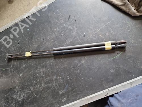 Used Tailgate lift support RENAULT 5 (122_) [1972-1985]  31726416