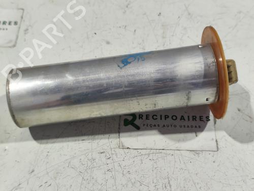 Used Fuel pump PEUGEOT 205 I (741A/C) [1983-1987]  31734874