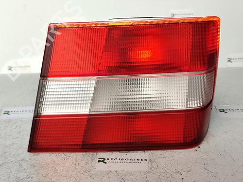 Feu de coffre droit VOLVO 960 (964) [1990-1994]  31743249