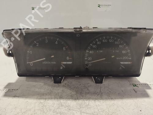 Used Instrument cluster MITSUBISHI GALANT V (E1_A) [1983-1990]  31727102