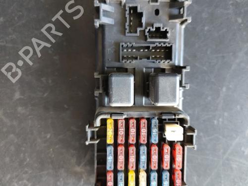 Sikringsdåse MITSUBISHI PAJERO II (V3_W, V2_W, V4_W, V5_W) [1990-2001]  31727783