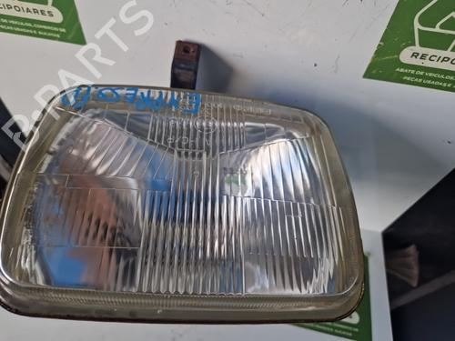 Used Right headlight Right headlight RENAULT RAPID Box Body/MPV (F40_, G40_) [1985-2001] 31729063 31729063