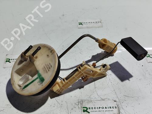 Used Fuel pump NISSAN PRIMERA (P10) [1990-1996]  31739284