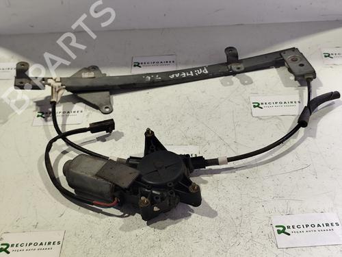 Rudehejsemekanisme venstre bagtil NISSAN PRIMERA (P10) [1990-1996]  31736339