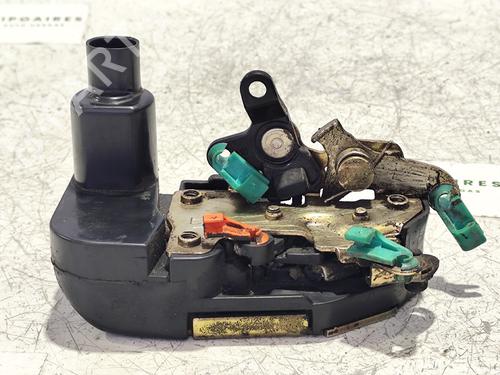 Used Front left lock JEEP CHEROKEE (XJ) [1983-2001]  31743729