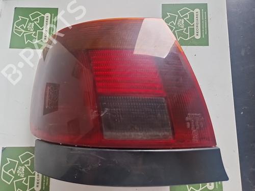Feu arrière gauche AUDI A4 B5 (8D2) [1994-2001]  31728984