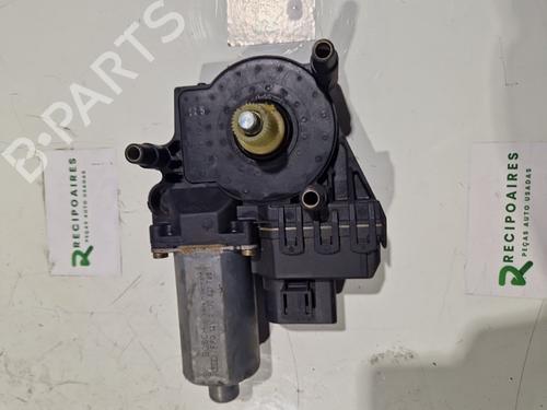Used Right front window motor AUDI A4 B5 (8D2) [1994-2001]  31730655
