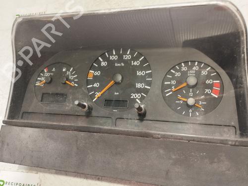 Used Instrument cluster MERCEDES-BENZ SPRINTER 2-t Bus (B901, B902) [1995-2006]  31741037