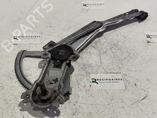 Used Front right window mechanism MERCEDES-BENZ E-CLASS (W124) [1993-1996]  31739830