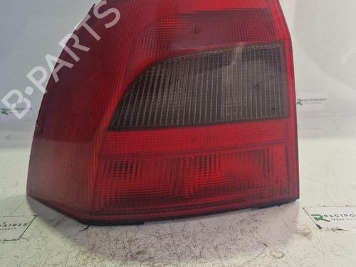 Used Left taillight OPEL VECTRA B (J96) [1995-2004]  31740363