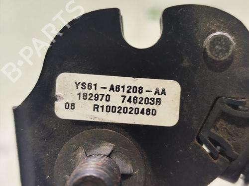 Front right seatbelt FORD FIESTA IV (JA_, JB_) | BP31743234I25