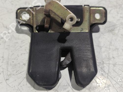 Used Tailgate lock AUDI A4 B5 Avant (8D5) [1994-2002]  31740878