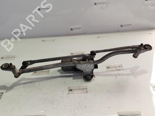 Used Front wiper motor AUDI A4 B5 Avant (8D5) [1994-2002]  31738757