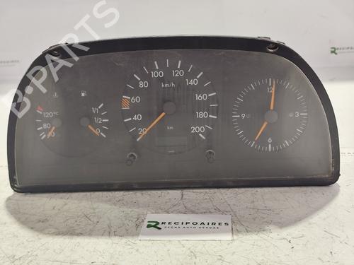 Used Instrument cluster MERCEDES-BENZ VITO Bus (W638) [1996-2003]  31727075