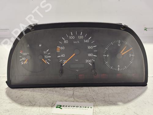 Used Instrument cluster MERCEDES-BENZ VITO Bus (W638) [1996-2003]  31741045