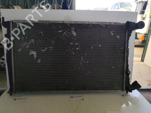 Used Water radiator PEUGEOT 406 (8B) [1995-2005]  31730688