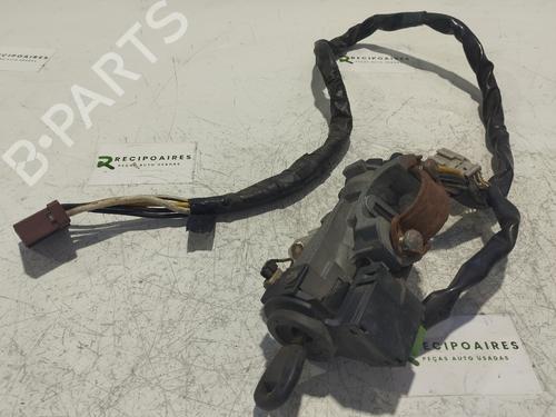 Spak kontakt HONDA ACCORD V (CE, CF_, CD) [1995-1998]  31742526