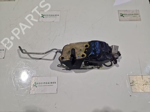 Used Front left lock TOYOTA HIACE IV Bus (__H1_, __H2_) [1995-2012]  31730129