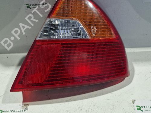 Used Right taillight MITSUBISHI LANCER VI (CJ_, CP_, CK_) [1995-2003]  31732581