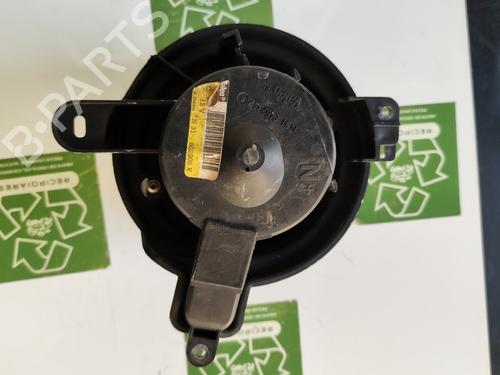 Used Heater blower motor CITROËN BERLINGO / BERLINGO FIRST Box Body/MPV (M_) [1996-2011]  31729073