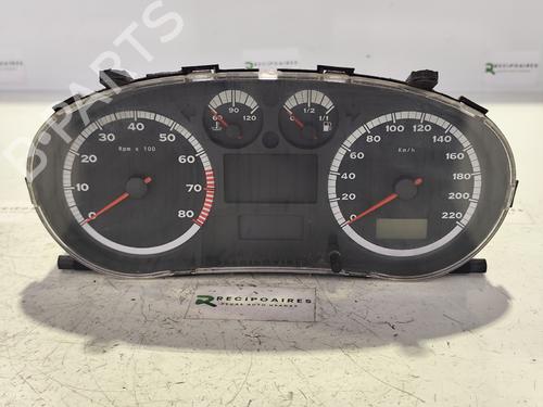 Used Instrument cluster Instrument cluster 31727032 31727032