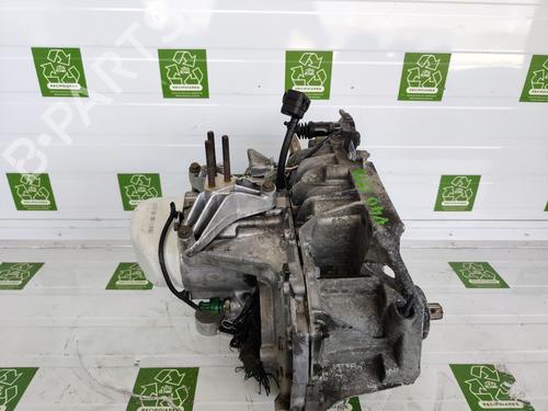 Getriebe für VOLVO V40 Estate (645) [1995-2004]  31728208