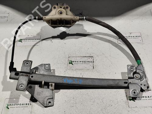 Vindusheismekanisme høyre bak VOLVO V40 Estate (645) [1995-2004]  31735685