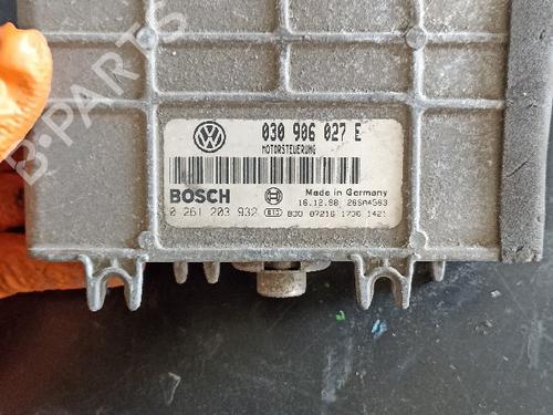 Used Engine control unit (ECU) VW POLO III (6N1) [1994-1999]  31726051