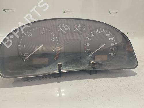 Used Instrument cluster VW PASSAT B5 (3B2) [1996-2001]  31741006