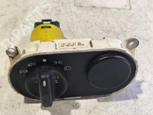 Used Headlight switch FORD MONDEO II (BAP) [1996-2000]  31734025