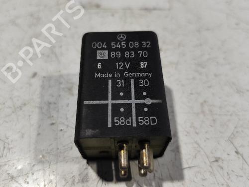 Used Electronic module MERCEDES-BENZ C-CLASS (W202) [1993-2000]  31733212