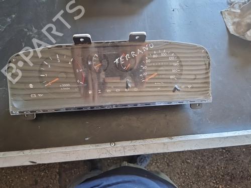 Used Instrument cluster NISSAN TERRANO II (R20) [1992-2007]  31728148