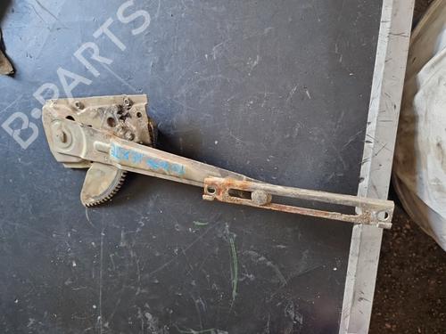 Used Rear left window mechanism Rear left window mechanism TOYOTA COROLLA (KE_, TE_) [1970-1982] 31727627 31727627
