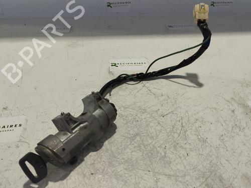 Commutateur TOYOTA COROLLA Hatchback (KE, TE) [1972-1980]  31742378