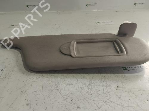 Used Right sun visor RENAULT CLIO III Hatchback Van (SB_, SR_) [2005-2026]  31740184