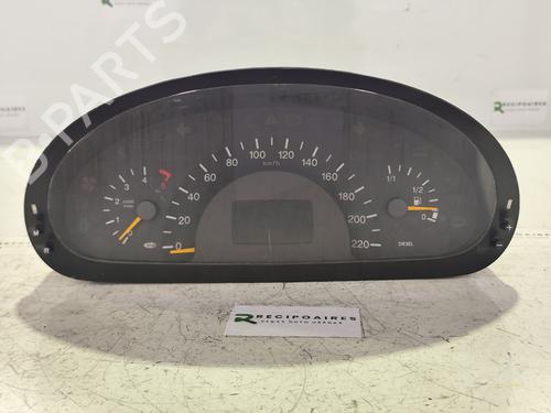 Used Instrument cluster MERCEDES-BENZ VIANO (W639) [2003-2026]  31727079