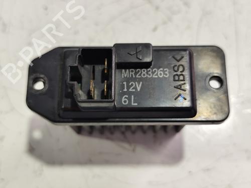 Elektronisk modul MITSUBISHI GALANT VIII (EA_) [1996-2004]  31738369