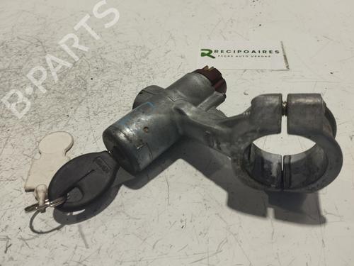 Used Switch NISSAN PRIMERA (P11) [1996-2002]  31744290