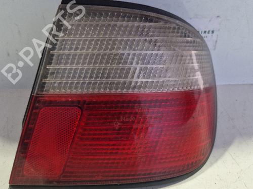 Used Right taillight NISSAN PRIMERA (P11) [1996-2002]  31736625