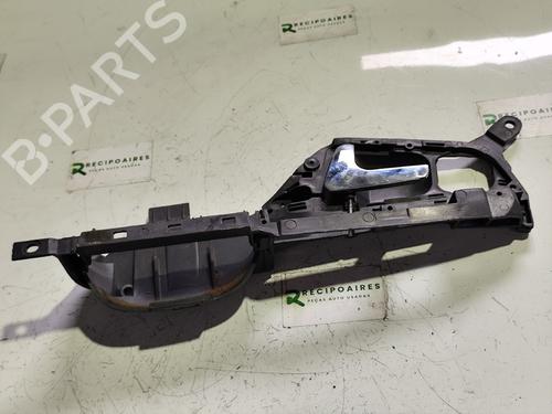 Used Front left exterior door handle Front left exterior door handle 31739287 31739287