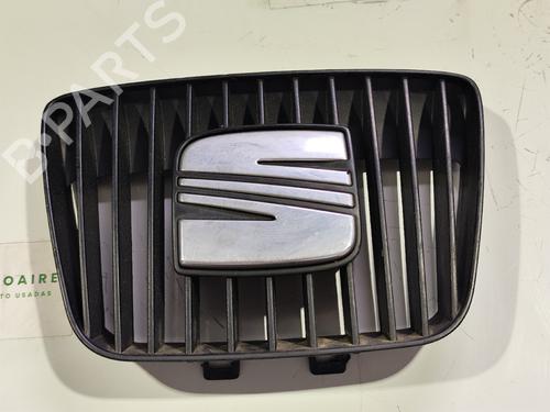 Used Grille Grille 31739250 31739250