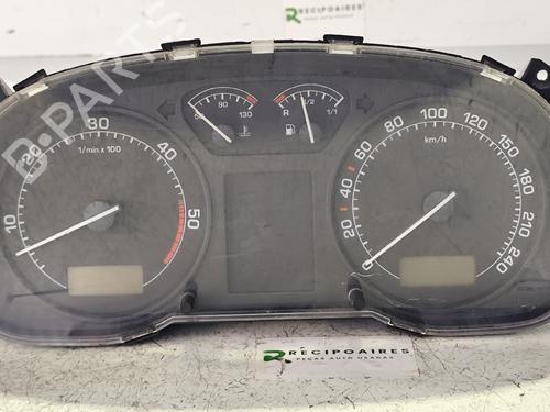 Used Instrument cluster Instrument cluster SKODA OCTAVIA I (1U2) [1996-2010] 31744927 31744927