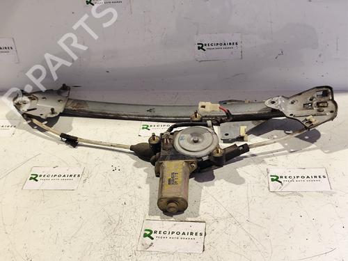 Rudehejsemekanisme Højre foran MAZDA 323 P V (BA) [1996-1998]  31735437