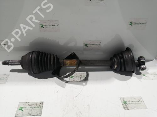 Used Left front driveshaft RENAULT CLIO I (B/C57_, 5/357_) [1990-1999]  31730436
