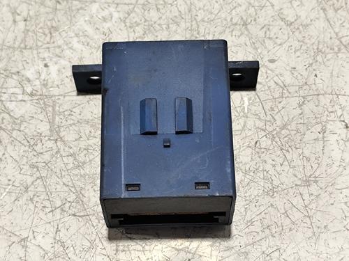 Used Electronic module RENAULT CLIO I (B/C57_, 5/357_) [1990-1999]  31744977